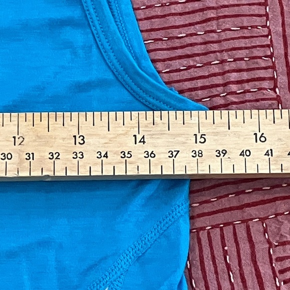 Icebreaker GT women’s medium Turquoise Sleeveless Performance run Top - Picture 9 of 16